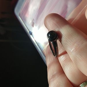 Genevieve Jones gunmetal black or dark silver tone sterling silver 925 ring